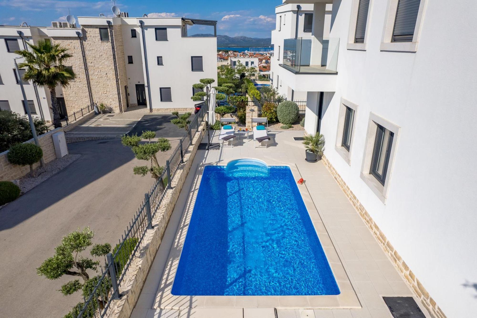 Luxury Apartment Hyperion With Private Pool And Garden Murter Zewnętrze zdjęcie