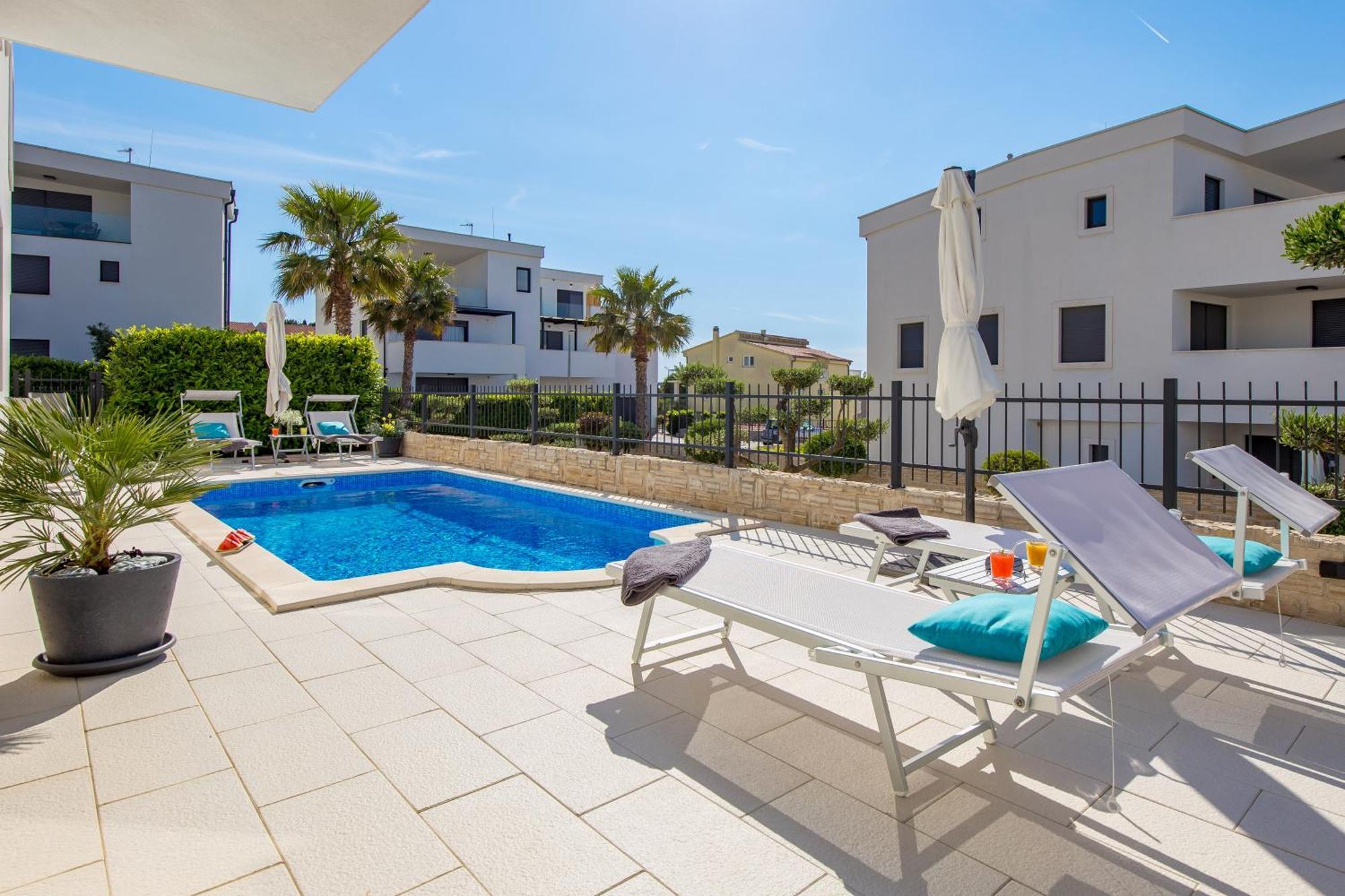 Luxury Apartment Hyperion With Private Pool And Garden Murter Zewnętrze zdjęcie